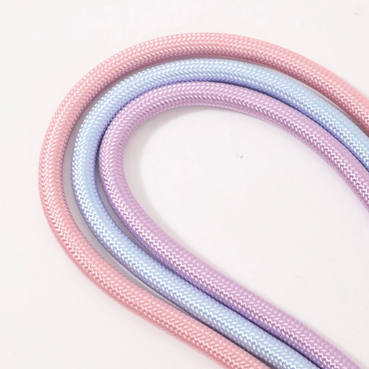 150cm Long Dog Leash with Foam Handle Cushioning Shock-Absorbing Elastic Alloy Buckle Durable Comfortable Rope for Walking